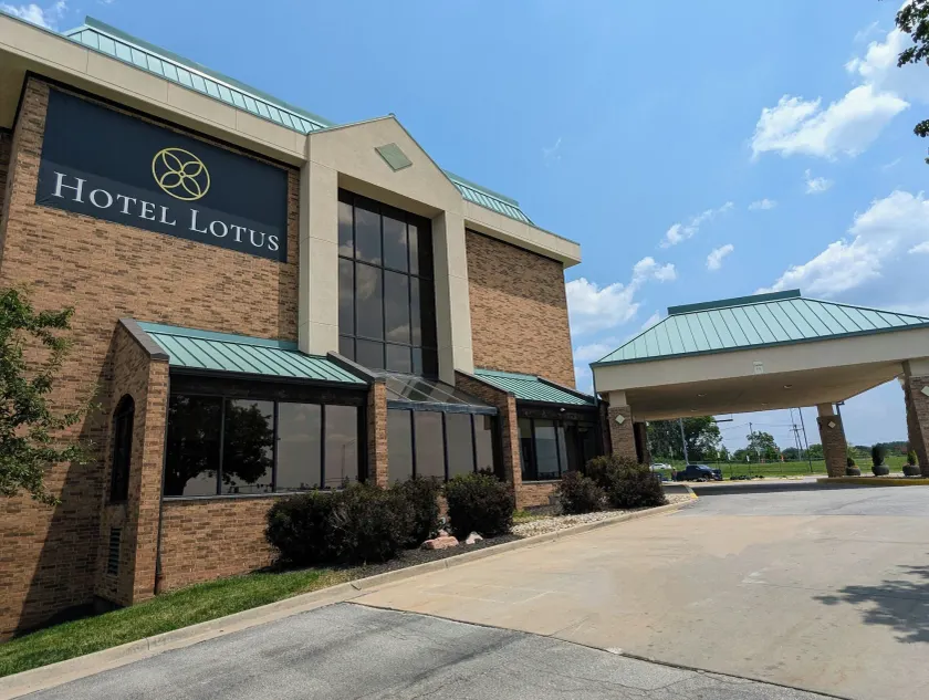 Hotel Lotus Kansas City Stadium - Image 1
