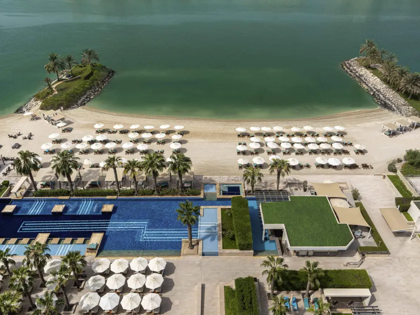 Fairmont Bab Al Bahr - Image 1