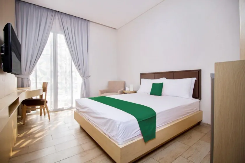Mk House Scbd - Image 1