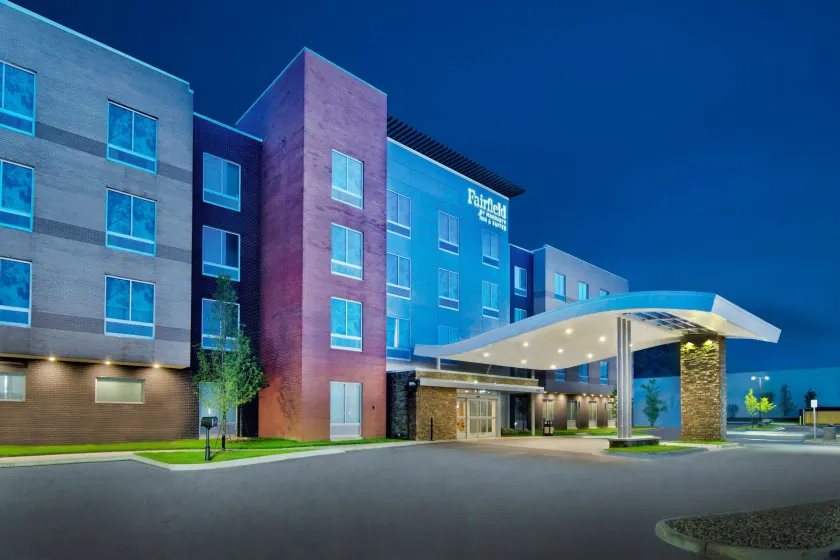 Fairfield by Marriott Inn & Suites Rochester Hills - Image 1