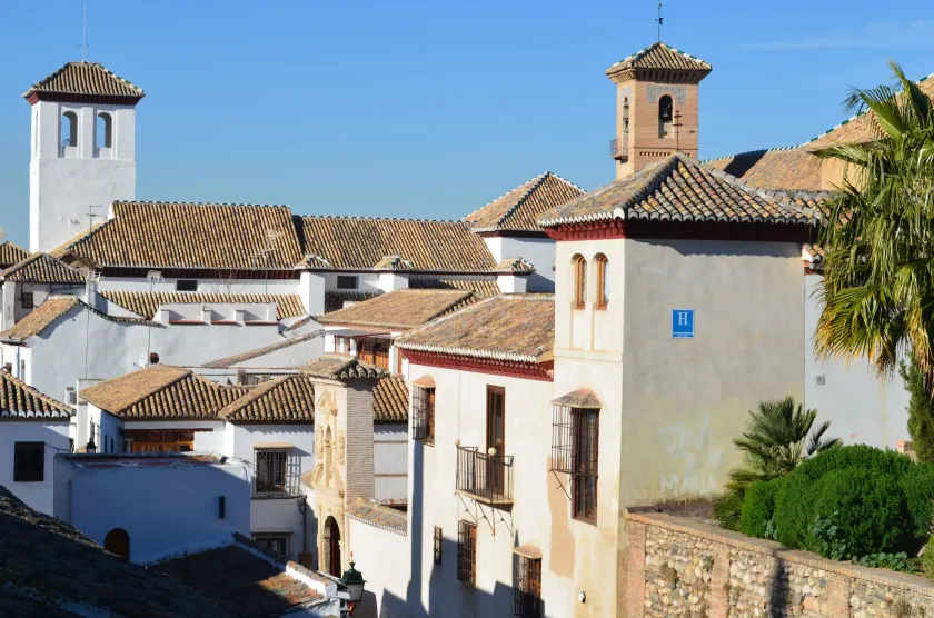 Hotel Santa Isabel La Real - Image 1