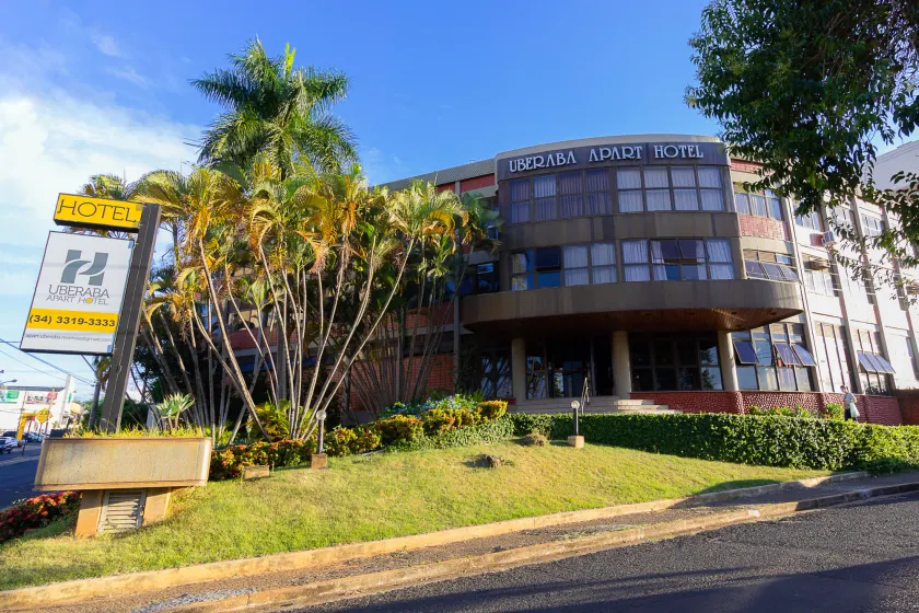Uberaba Hotel Suítes - Image 1