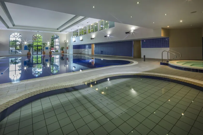 Westgrove Hotel - Image 1