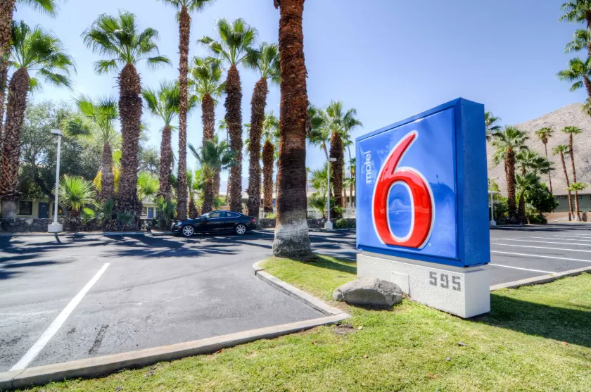 Motel 6-Palm Springs, CA - East - Palm Canyon - Image 1