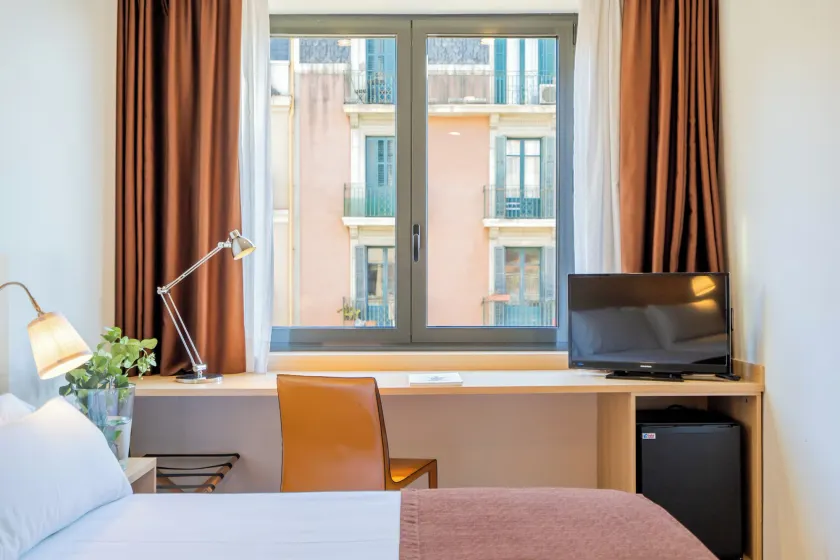Hotel Glòries - Image 1