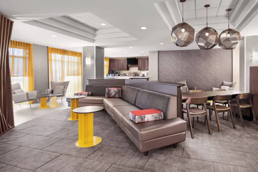 SpringHill Suites Houston Hobby Airport - Image 1