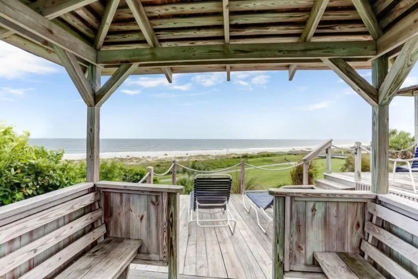 1171 Beach Walker - Image 1
