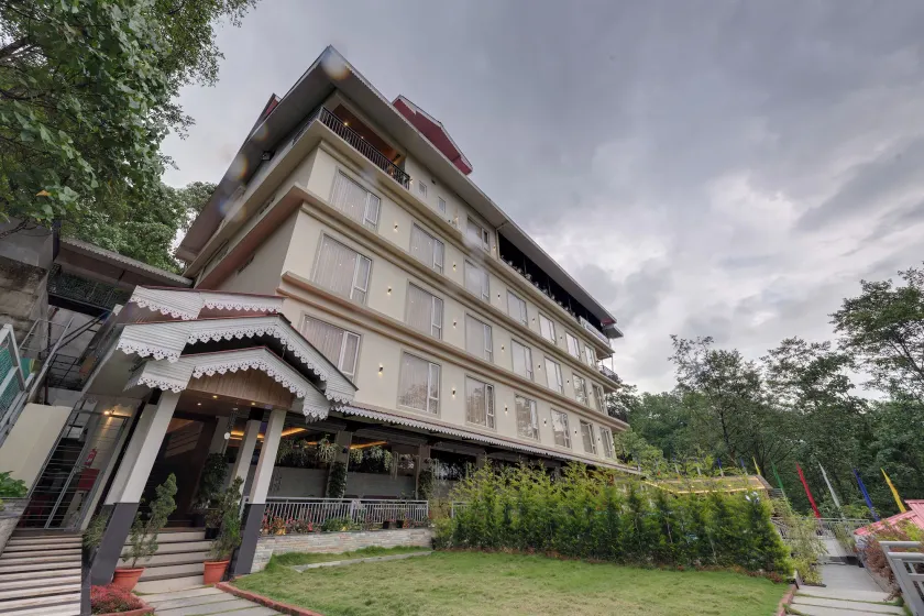 Clarion Hotel De Renees Gangtok - Image 1