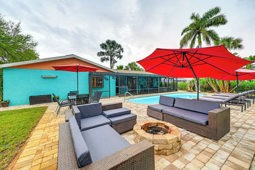 4 Mi to Beach: Pet-Friendly Home in Naples! - Image 1