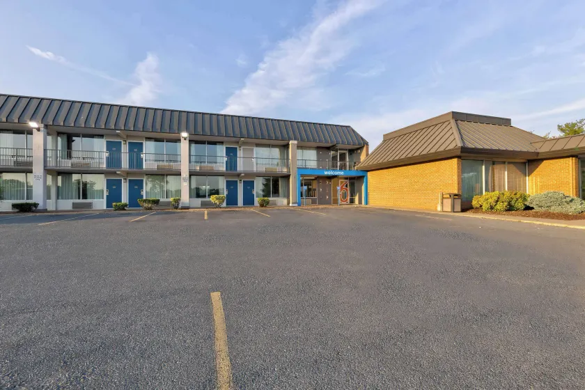 Motel 6-Mount Jackson, VA - Shenandoah - Image 1