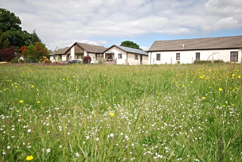 Hawthorn Cottages B&B - Image 1