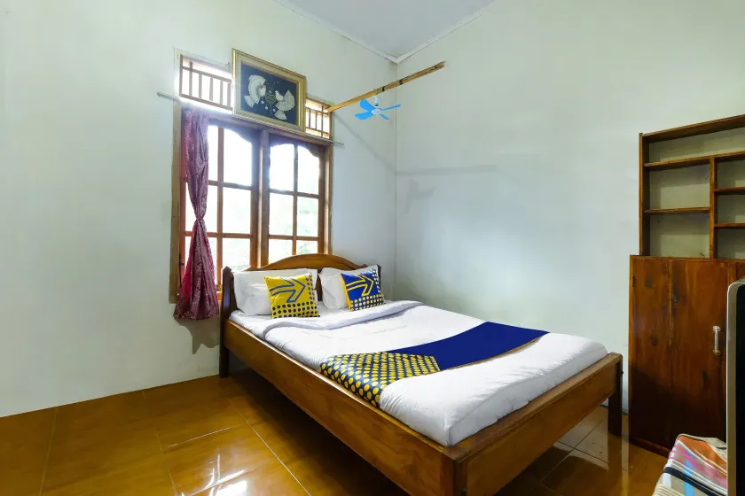 OYO Homes 91154 Desa Wisata Wayang Manyaran Wonogiri - Image 1