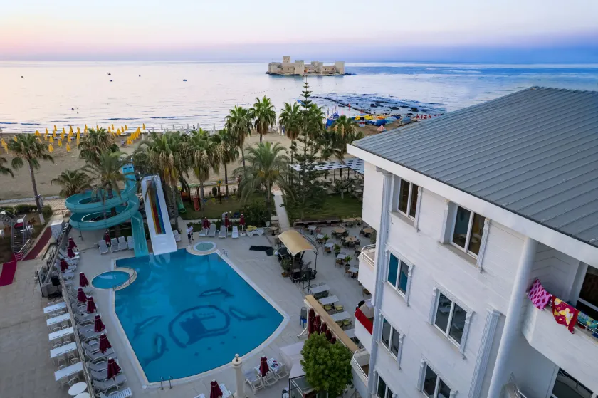 Kilikya Hotel - Image 1