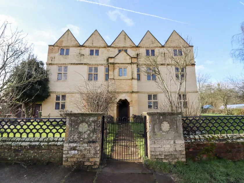 Wick Court Farm - Image 1
