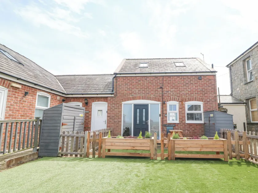 Pine Cottage - Image 1