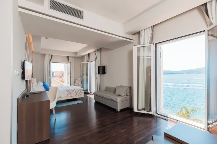 Hotel Palma - Image 1