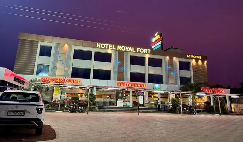 Hotel Royal Fort - Image 1