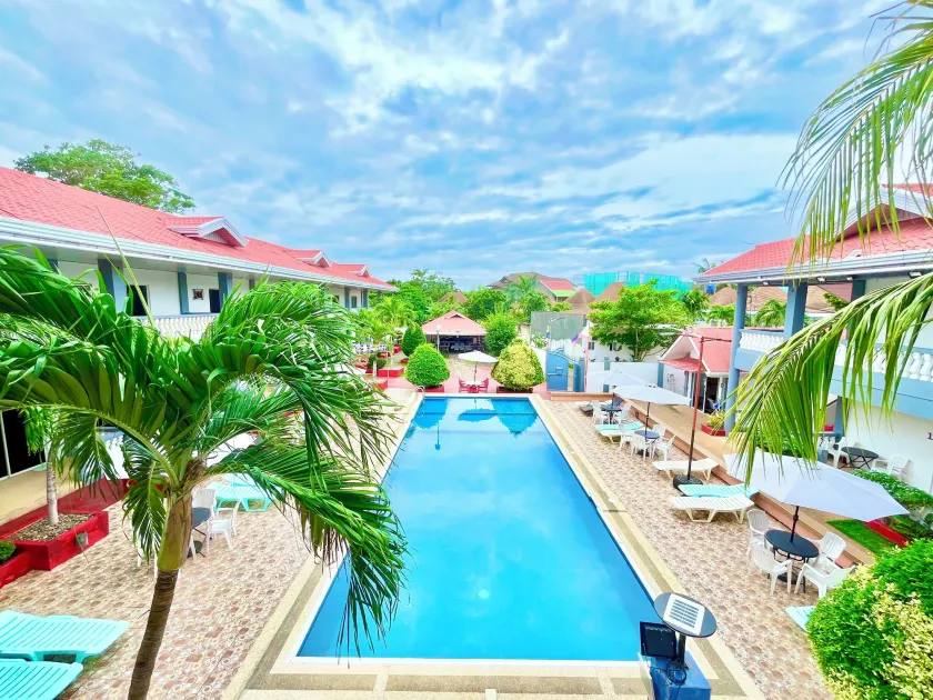 Conrada's Place Hotel and Resort - Image 1