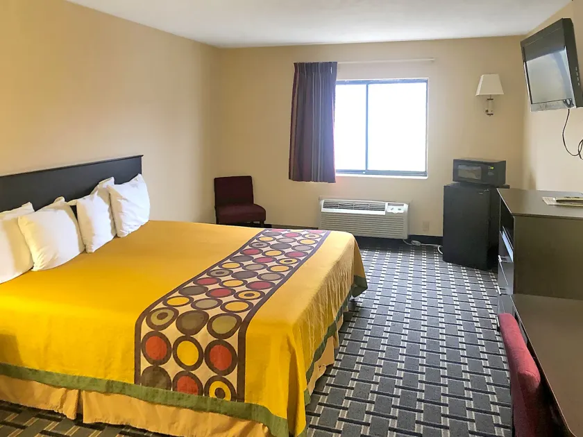 Hotel 7 Inn Vienna - Image 1