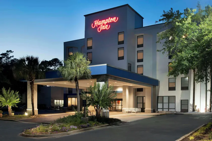 Hampton Inn Myrtle Beach-Northwood - Image 1