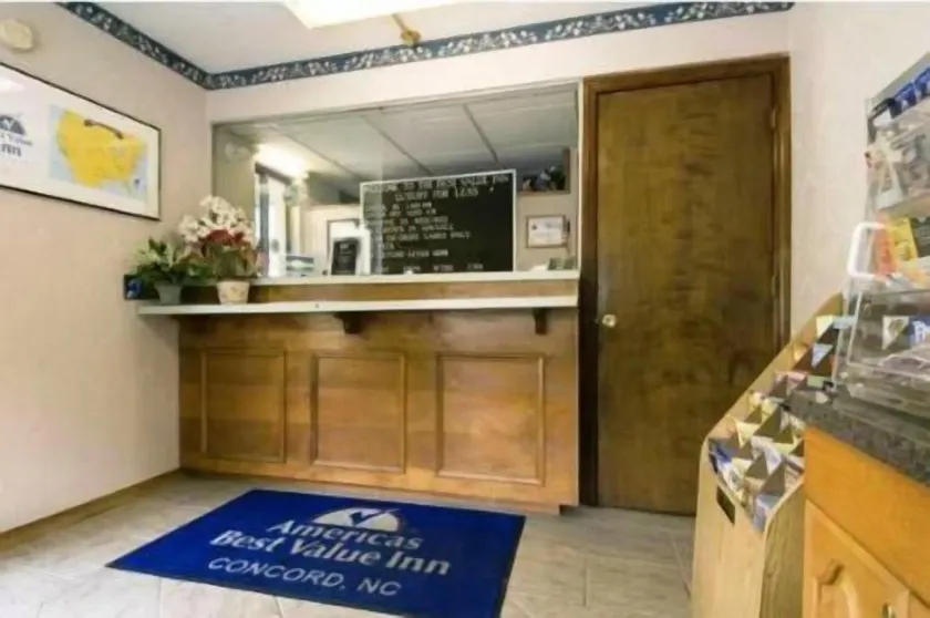 Cabarrus Inn - Lobby