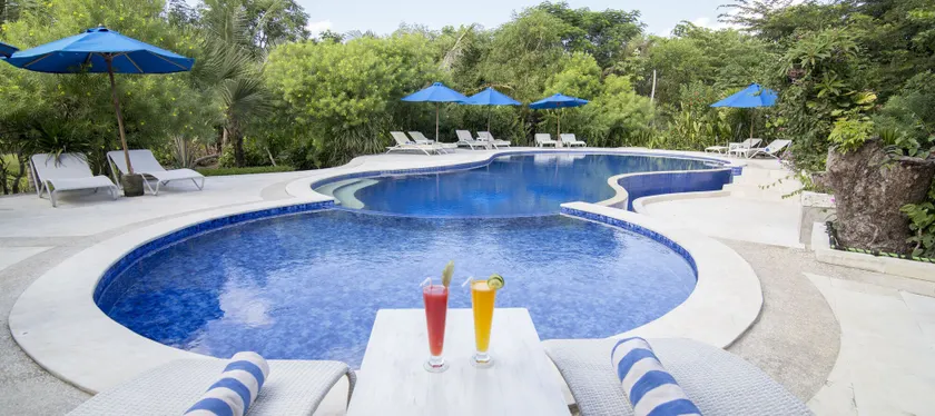 Puri Sari Beach Hotel - Image 1