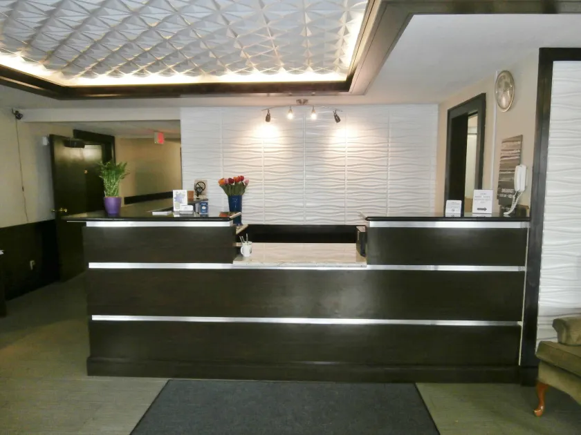Home Suites - Reception
