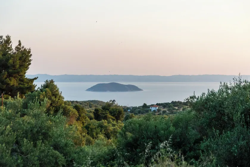 Oreiades Guesthouse - Image 1