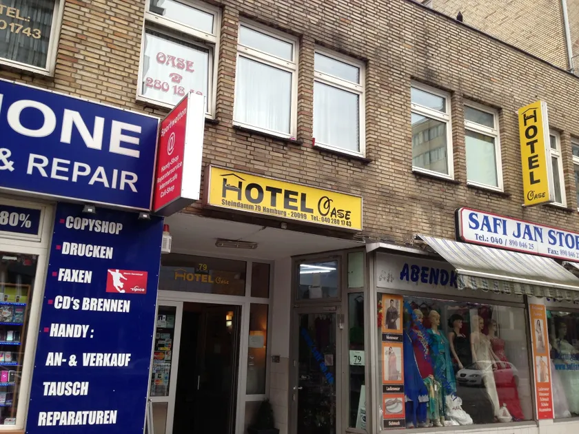 Hotel Oase - Image 1