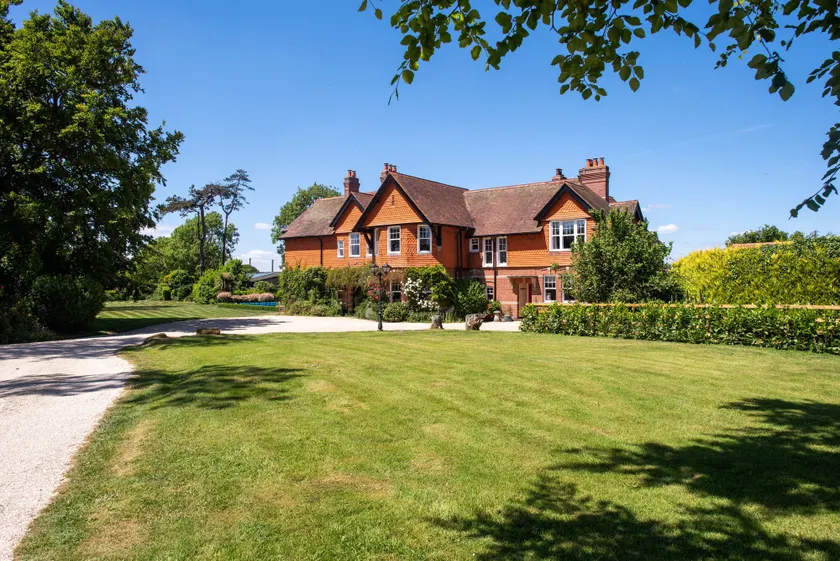 Dower House Hotel - Image 1
