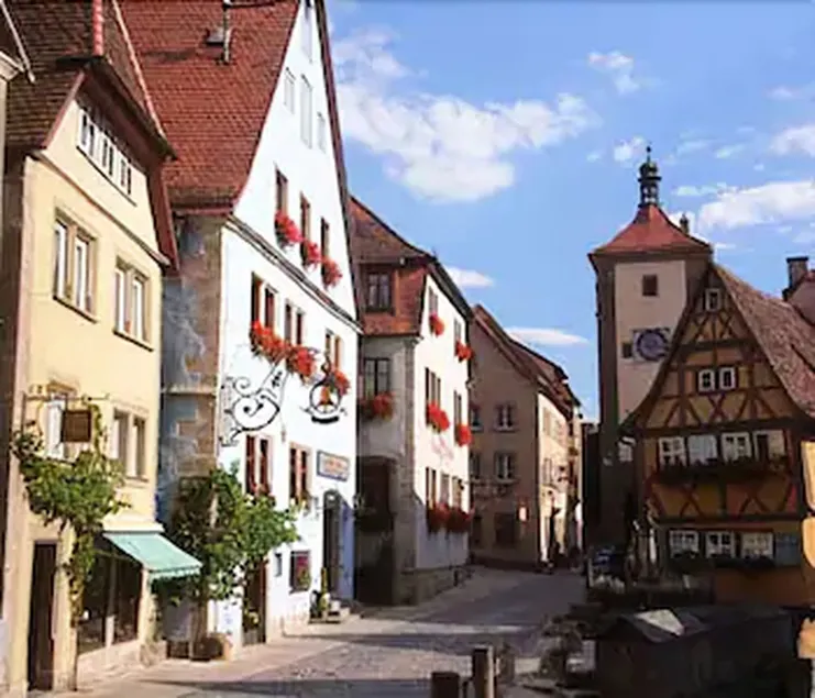Glocke Weingut und Hotel - Image 1
