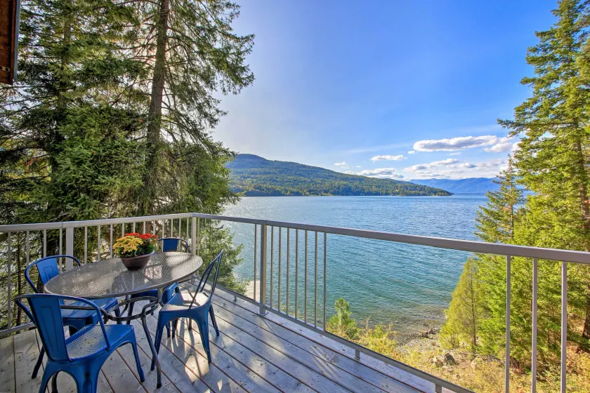 Lake Pend Oreille Home w/ Dock & Paddle Boards - Image 1