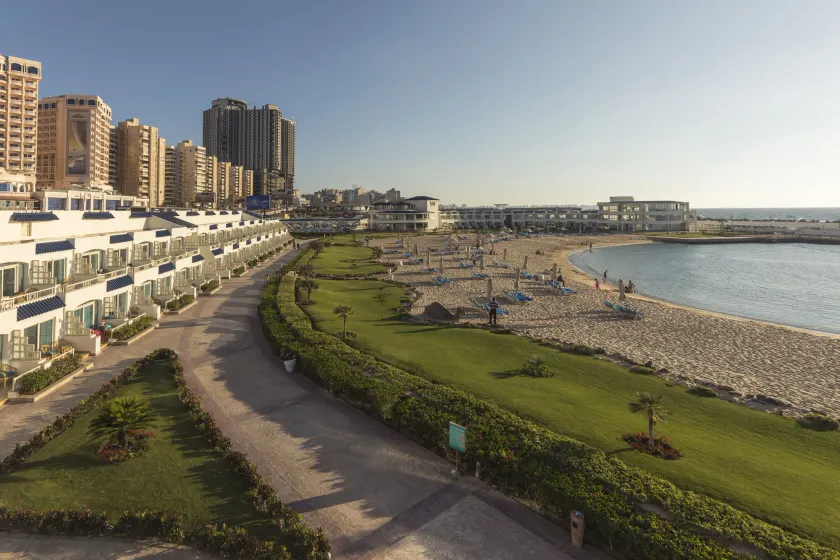 SUNRISE Alex Avenue Hotel - Image 1