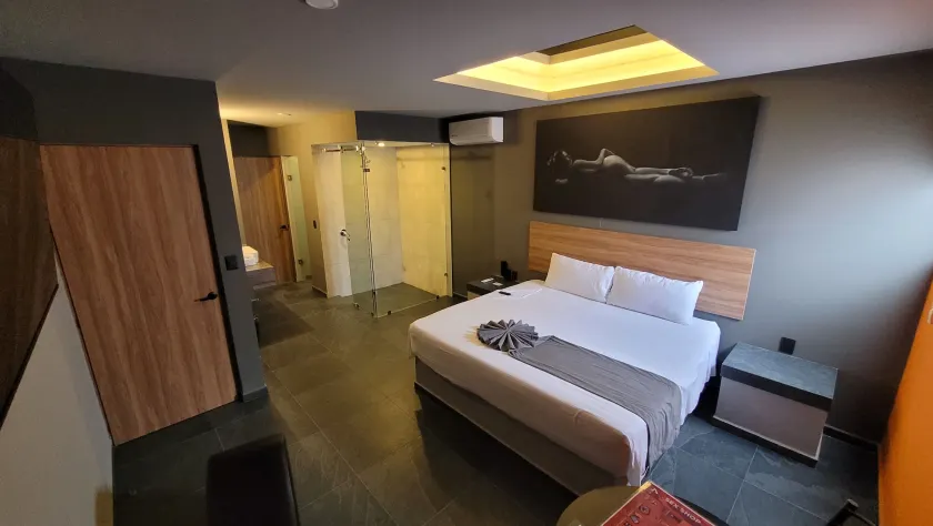 4Play Motel - Image 1