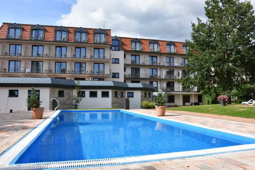 Aqualux Wellness- & Tagungshotel - Image 1