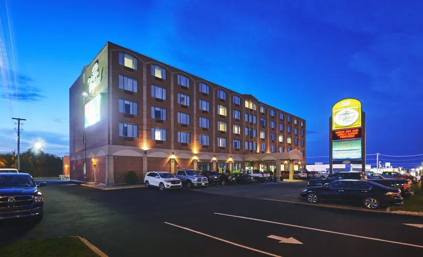 Capital Hotel - Image 1