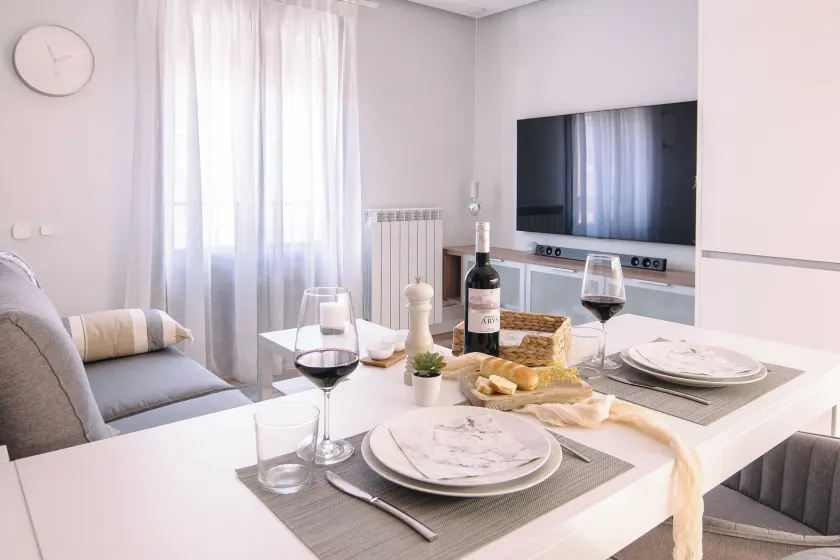Kinderfreundliches Apartment | Stadtblick | Perfekt für die Arbeit von Zuhause - Image 1