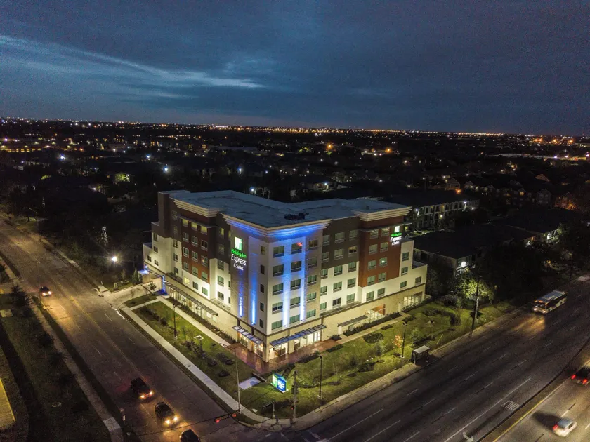 Holiday Inn Express & Suites - Houston Westchase - Westheimer by IHG - Image 1