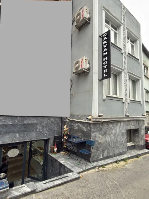 Carvan HOTEL - Image 1