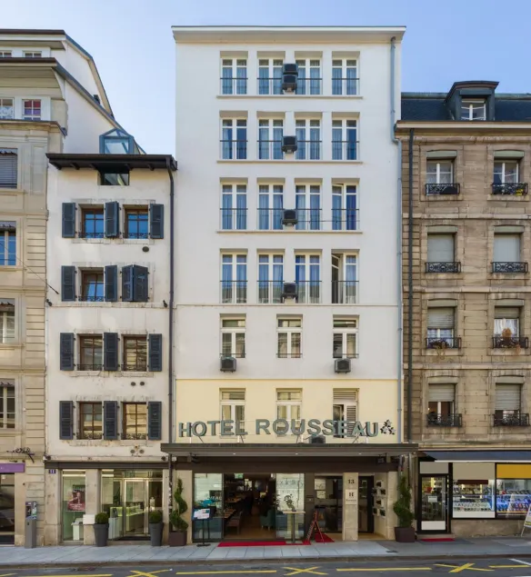 Hôtel Rousseau Plus - Image 1
