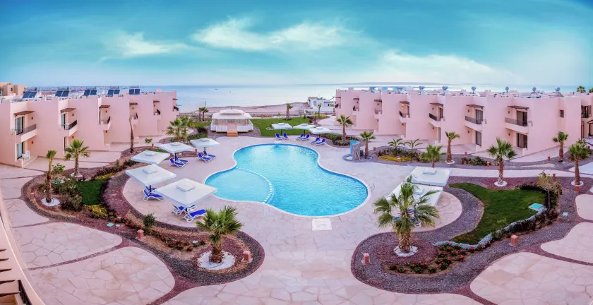 Sky View Suites Hotel - Image 1