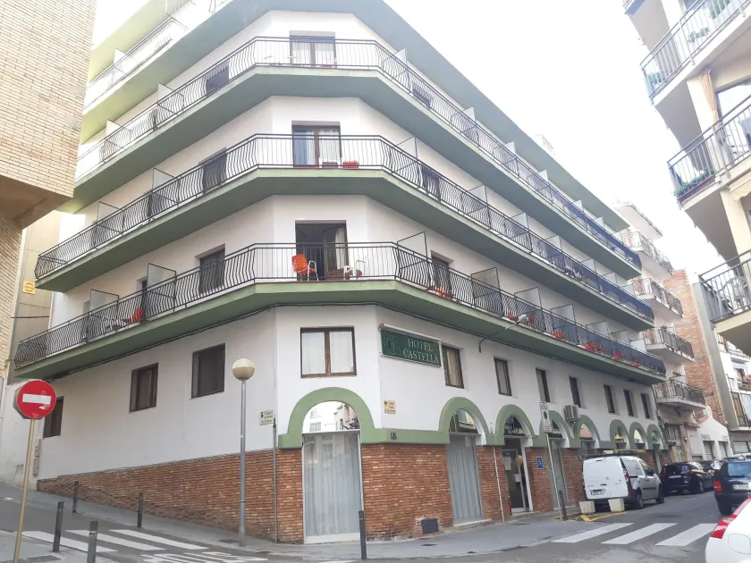 Hotel Castella - Image 1