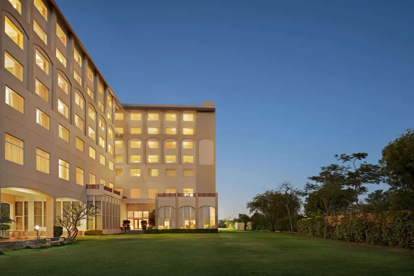 Ramada by Wyndham Jaipur Jaisinghpura - Image 1