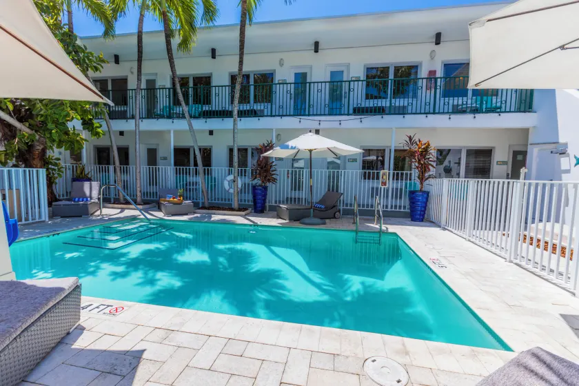 Seaside All Suites Hotel - Image 1