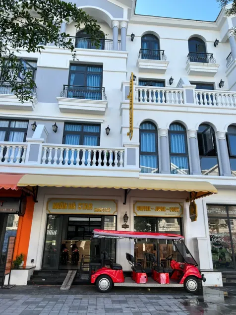 Ngân Hà Star Homestay - Grand World Phú Quốc - Image 1