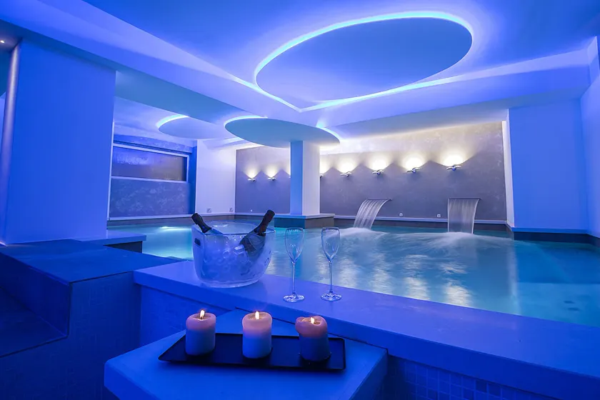 Malucri Resort - Image 1