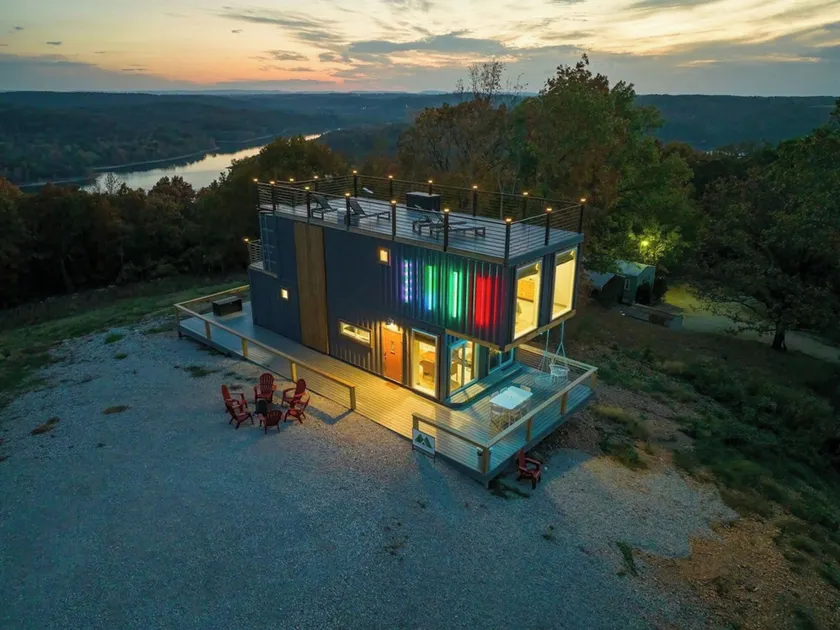 Container Home - Image 1