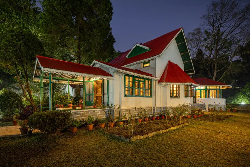 amã Stays & Trails - Wayside Villa, Kurseong - Image 1