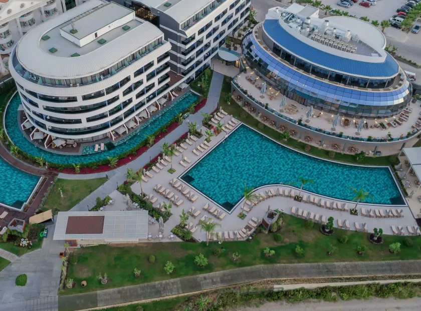 Liu Resorts - Image 1