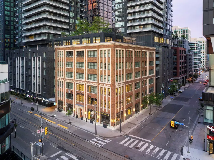 Sutton Place Hotel Toronto - Image 1